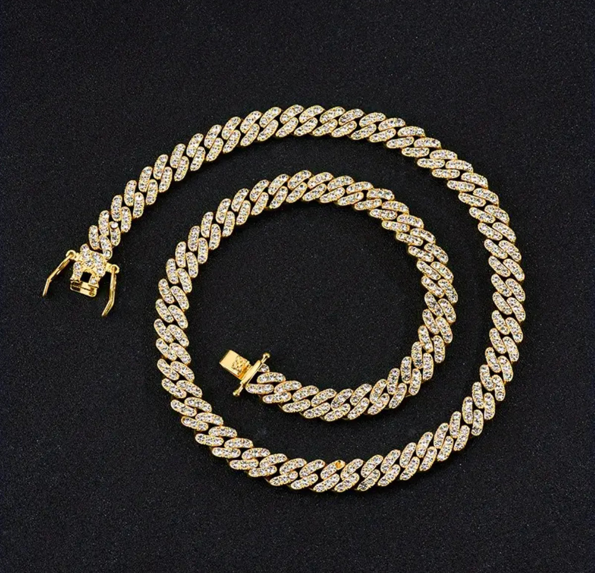 ICED 8MM GOLD CUBAN LINK NECKLACE (Cubic Zirconia)