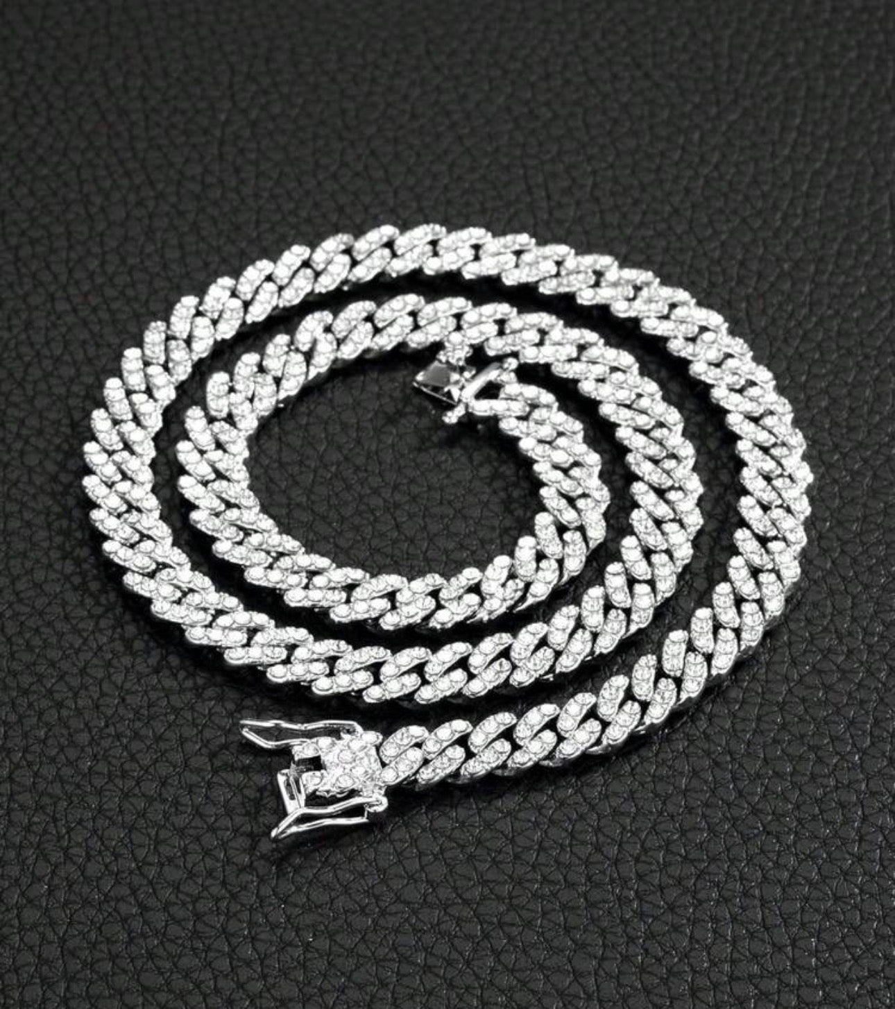 ICED 8MM CUBAN LINK NECKLACE (Cubic Zirconia)