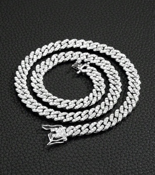 ICED 8MM CUBAN LINK NECKLACE (Cubic Zirconia)
