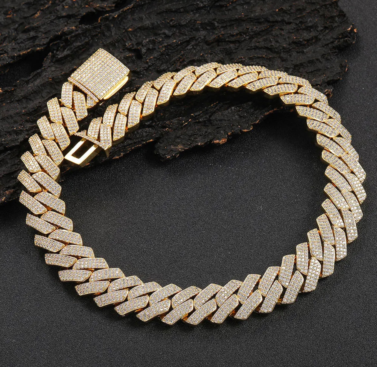 THREE ROW CUBAN NECKLACE(Passes The Diamond Tester)