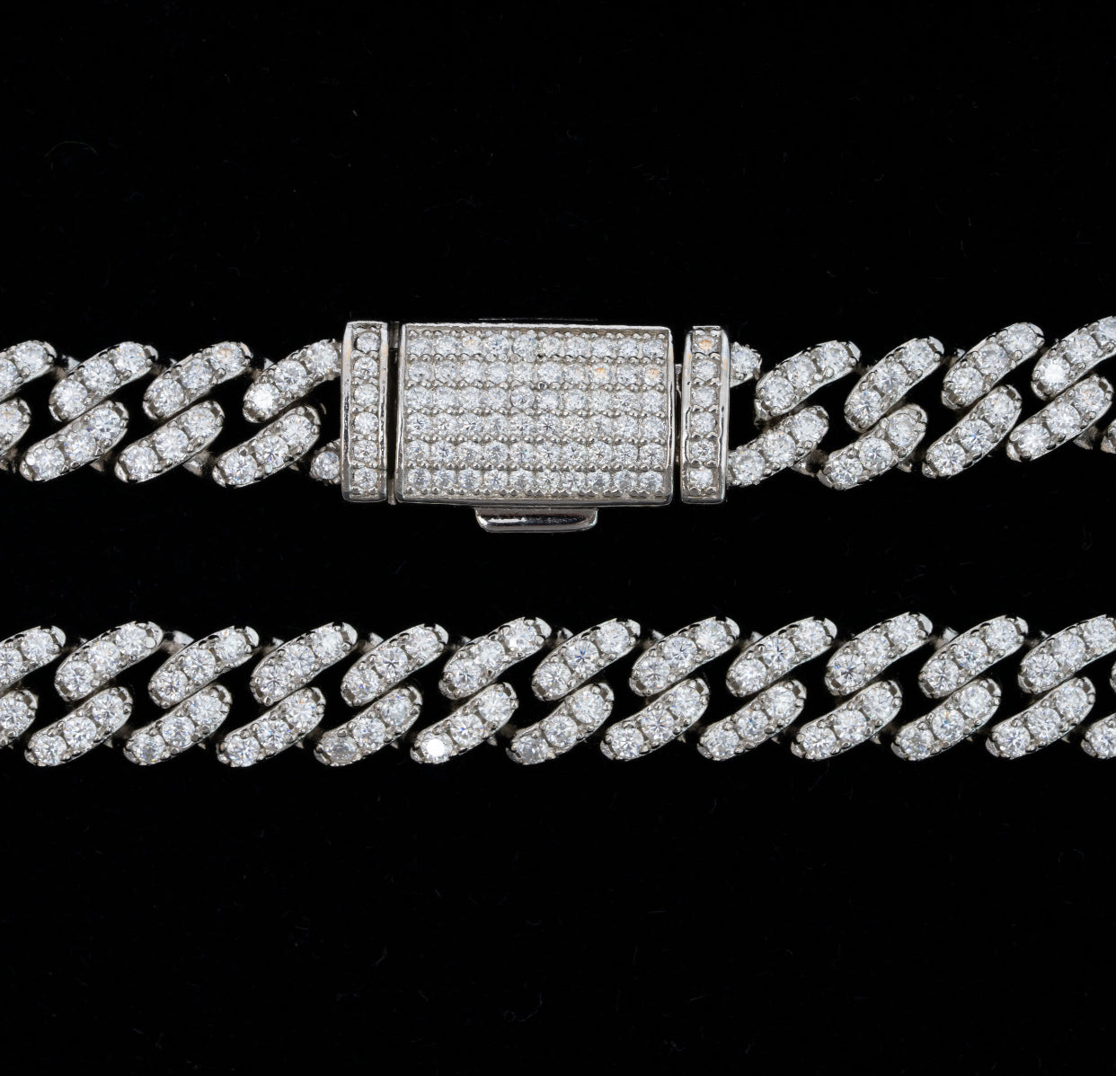 8MM CUBAN LINK NECKLACE (Passes The Diamond Tester)